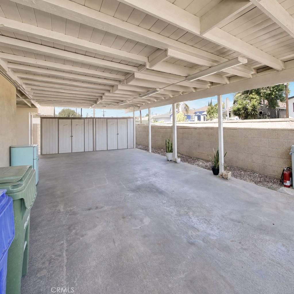 12205 S Halldale Property Photo 26