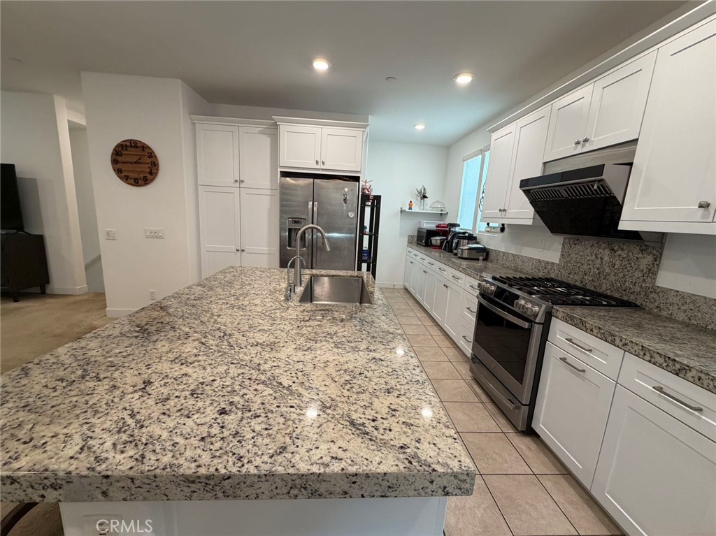 1623 W Glendon Property Photo 11