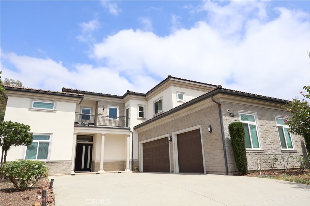 1330 Waterbrook Property Photo 4