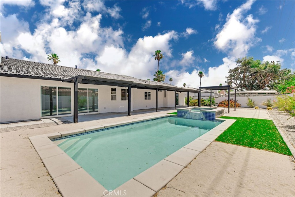 3015 E San Juan Property Photo 13