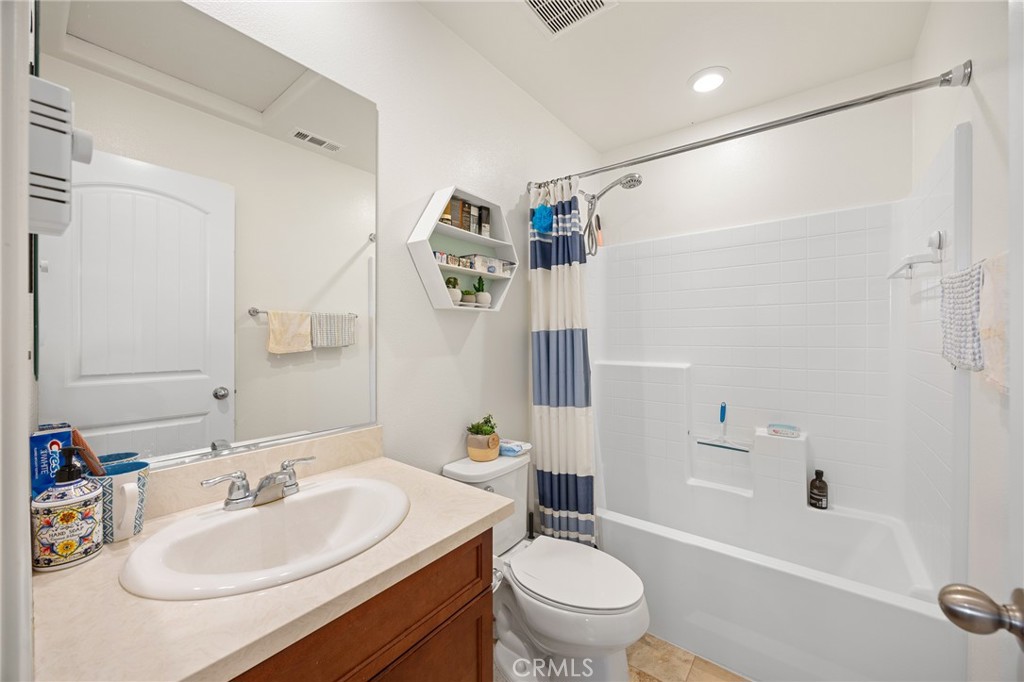 17687 Comfrey Dr Property Photo 25
