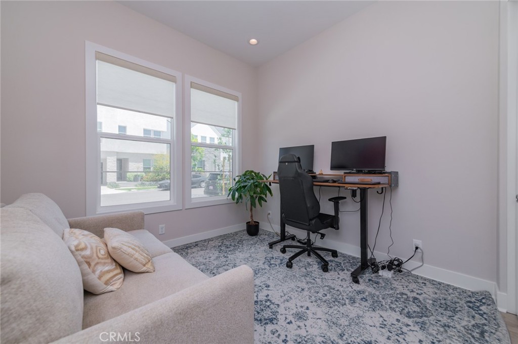 111 Longden Property Photo 4