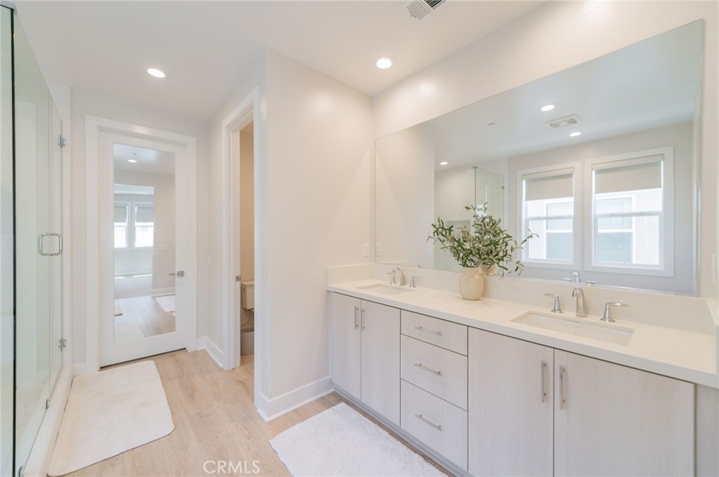 111 Longden Property Photo 28