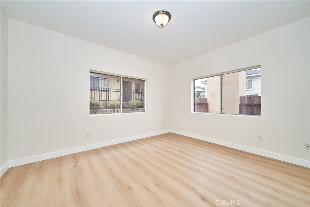 120 N Moore 103 Property Photo 18