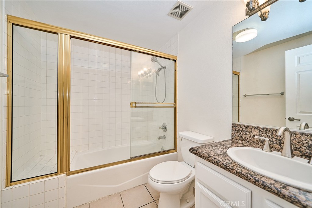 120 N Moore 103 Property Photo 29