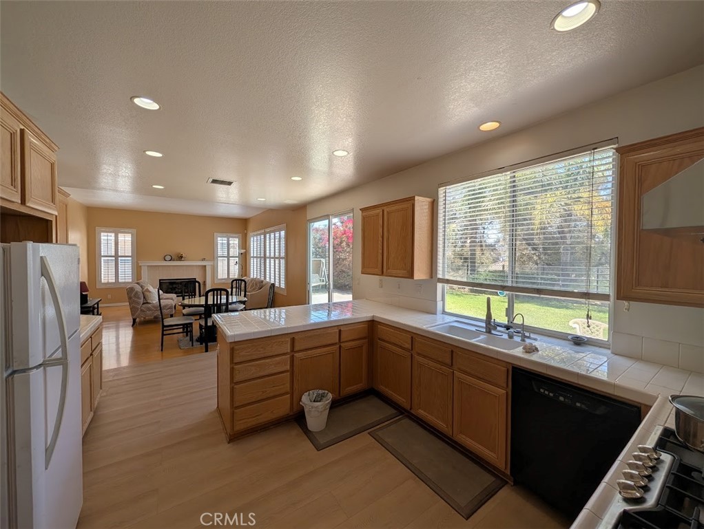18493 Stonegate Property Photo 3