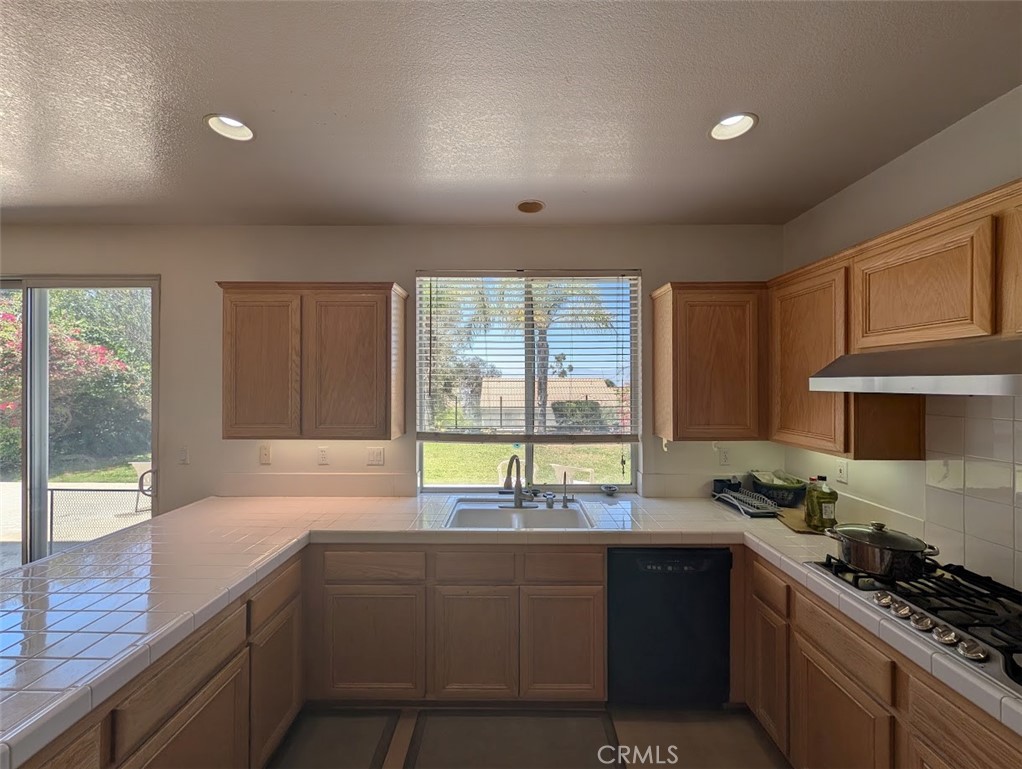 18493 Stonegate Property Photo 12