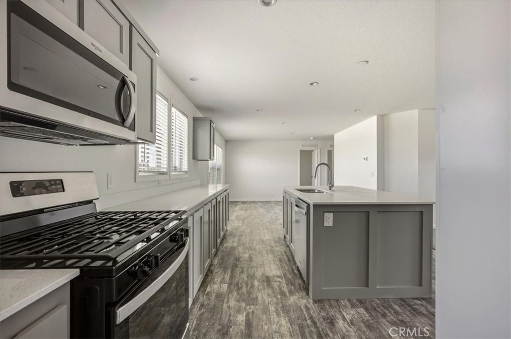 1646 Goss Road Property Photo 12