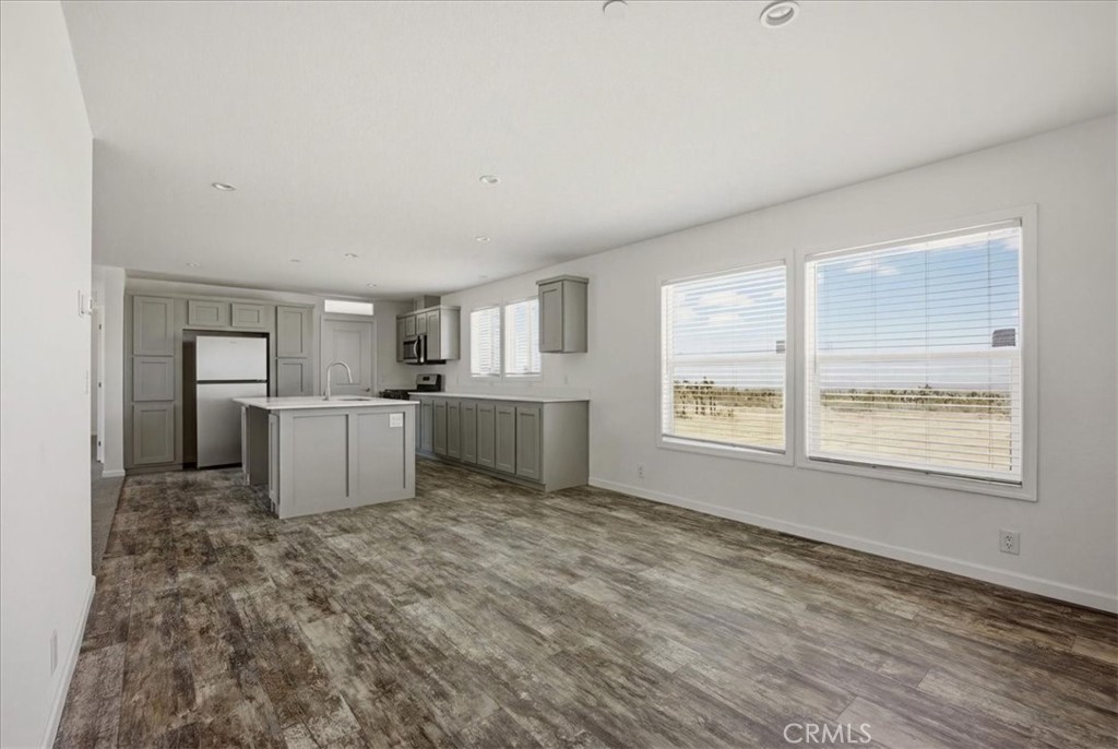 1646 Goss Road Property Photo 16