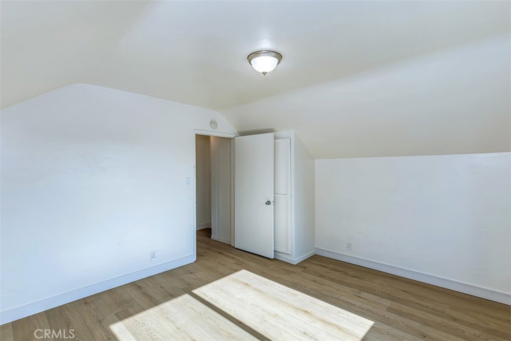 2416 Stanford Avenue Property Photo 25