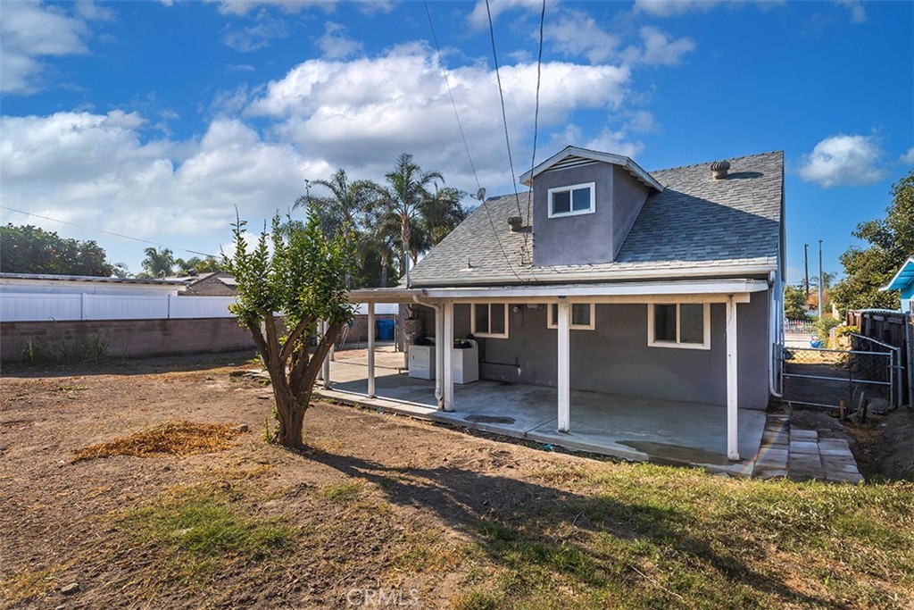 2416 Stanford Avenue Property Photo 33