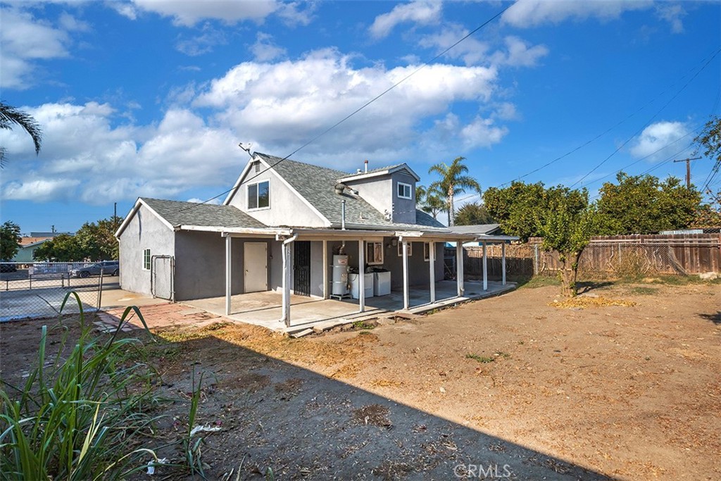 2416 Stanford Avenue Property Photo 34