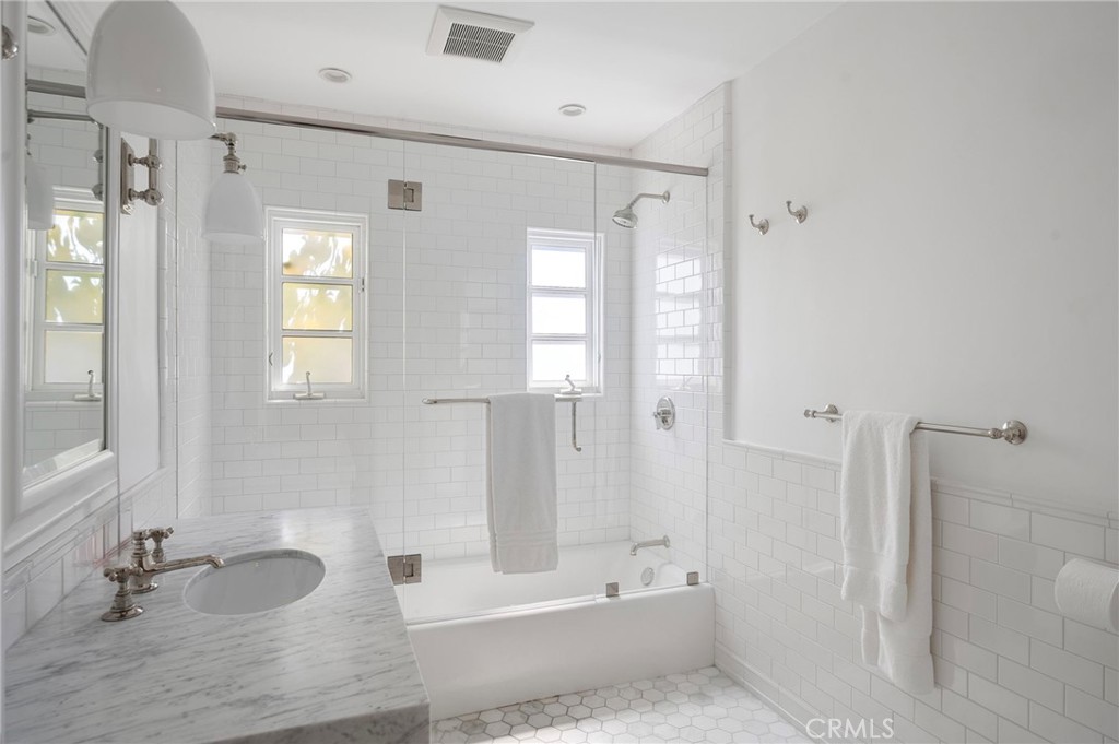 2520 Alta Avenue Property Photo 18