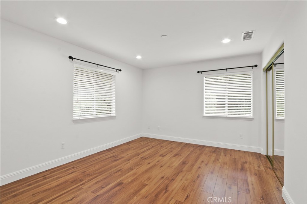 576 Tedford Way Property Photo 26
