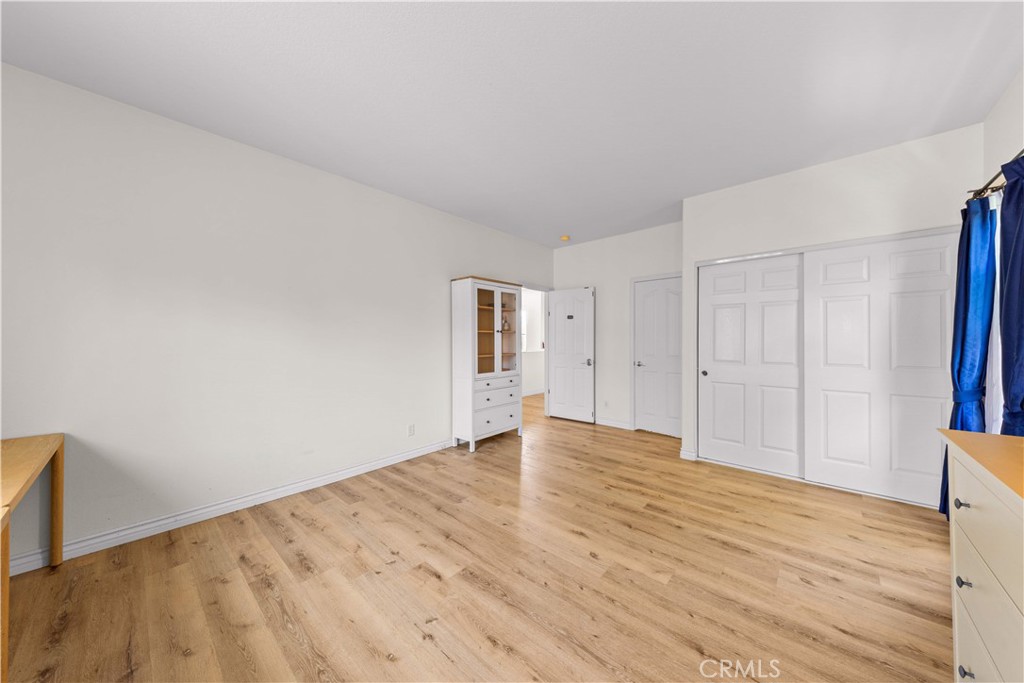 2563 N Falconer Property Photo 29