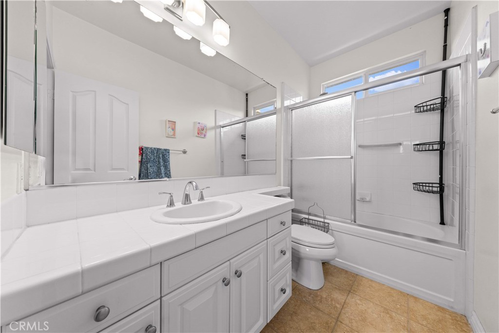 2563 N Falconer Property Photo 37