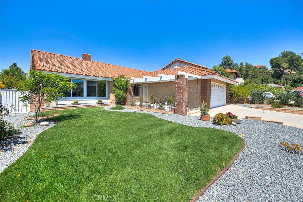 23819 Country View Property Photo 1