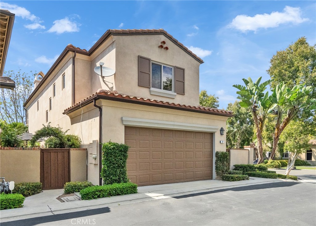 100 Alhambra Property Photo 3