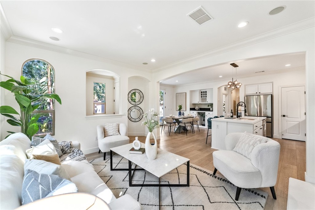 100 Alhambra Property Photo 10