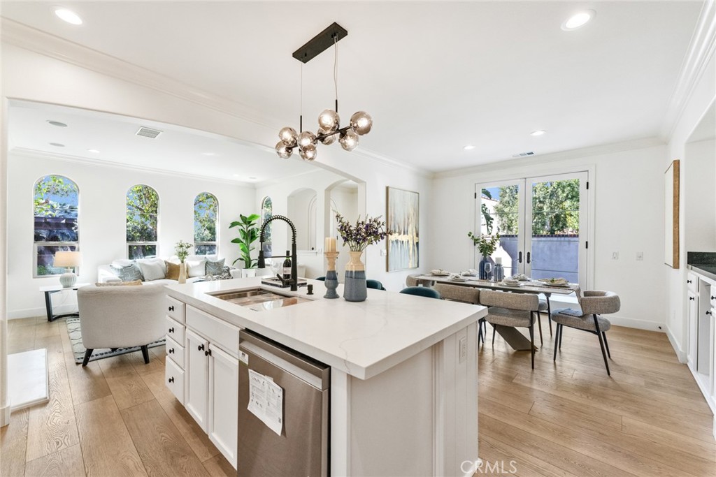 100 Alhambra Property Photo 16