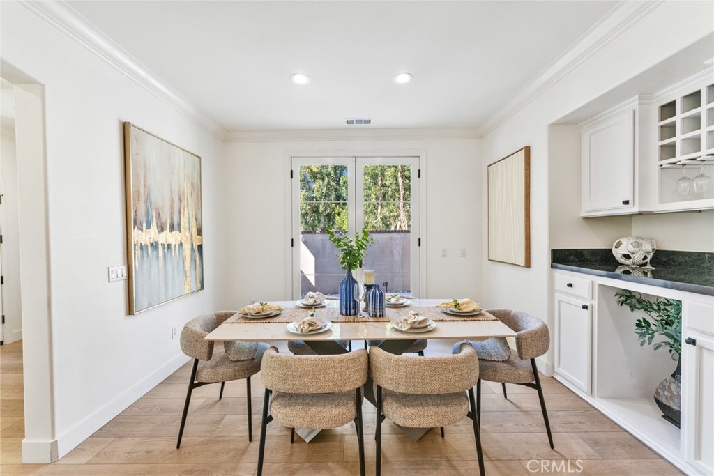 100 Alhambra Property Photo 18