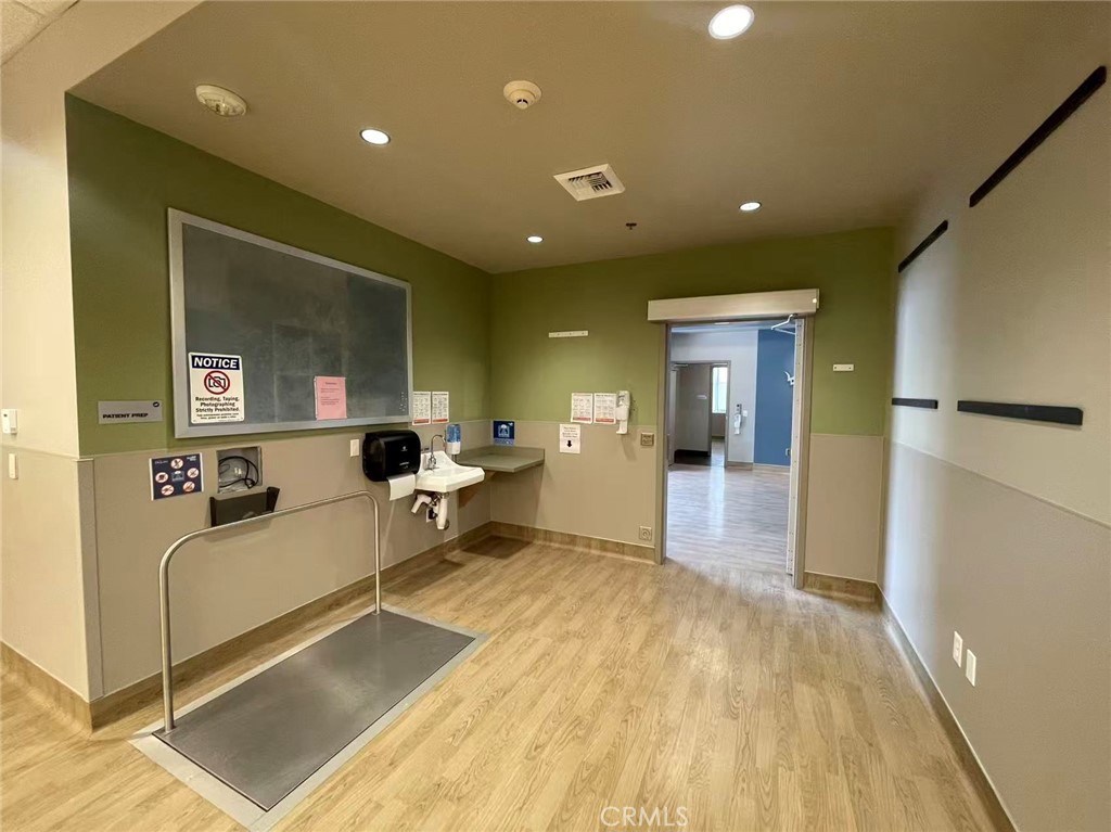 14337 Imperial Property Photo 10