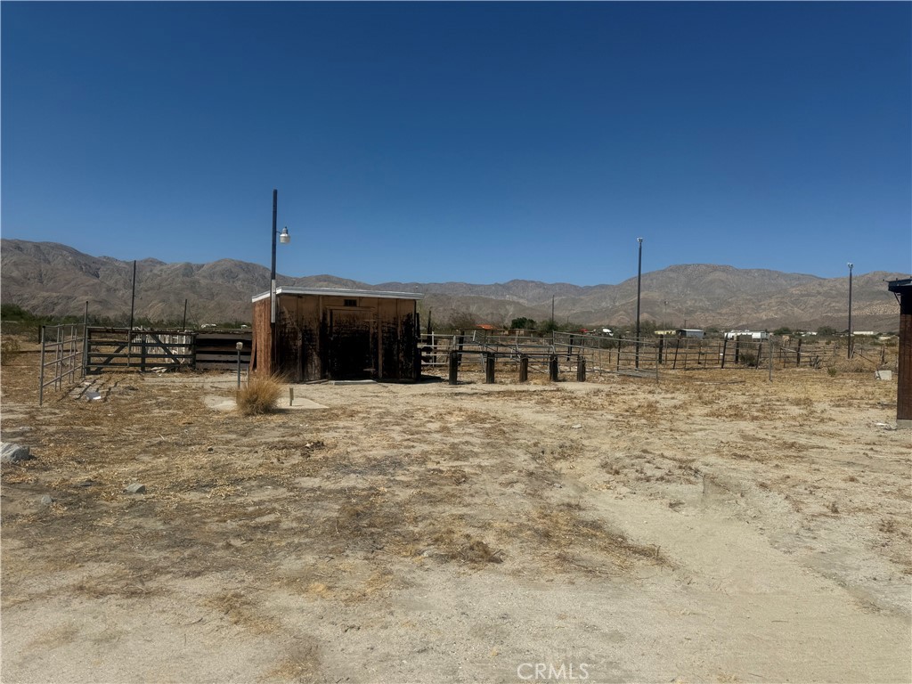 21800 Hot Springs Property Photo 7
