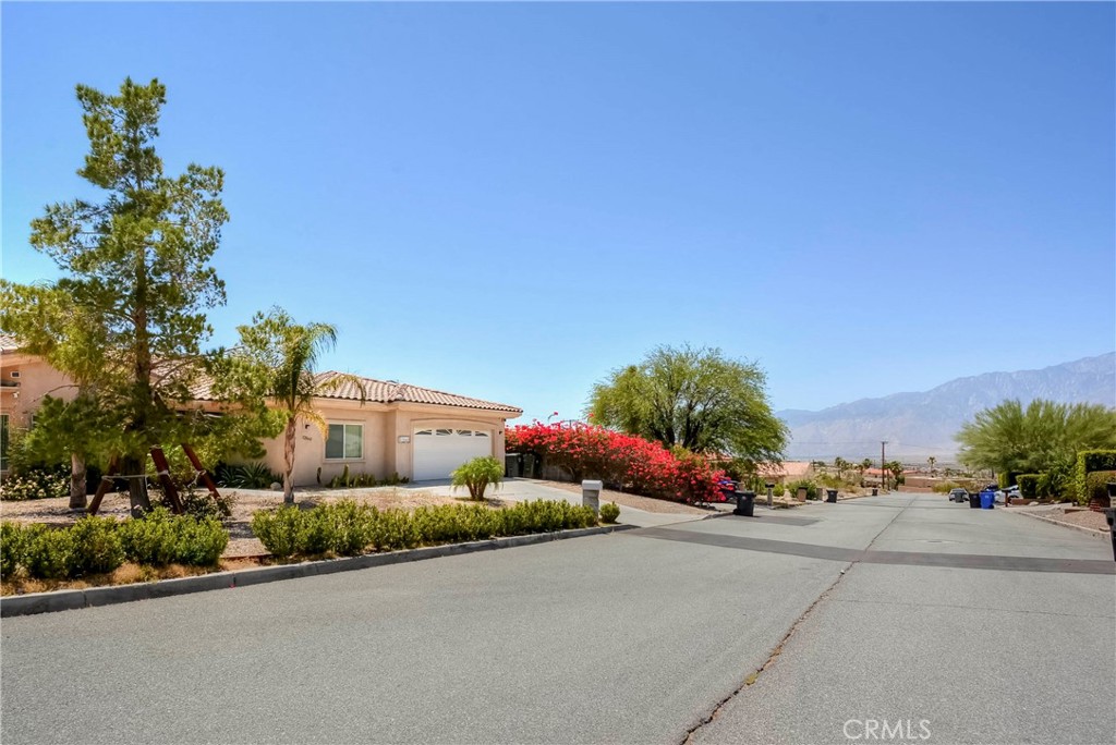 12840 Hidalgo Property Photo 4