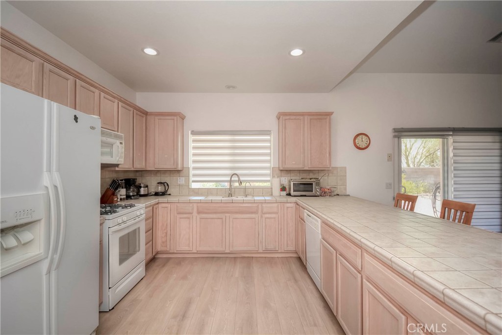 12840 Hidalgo Property Photo 17