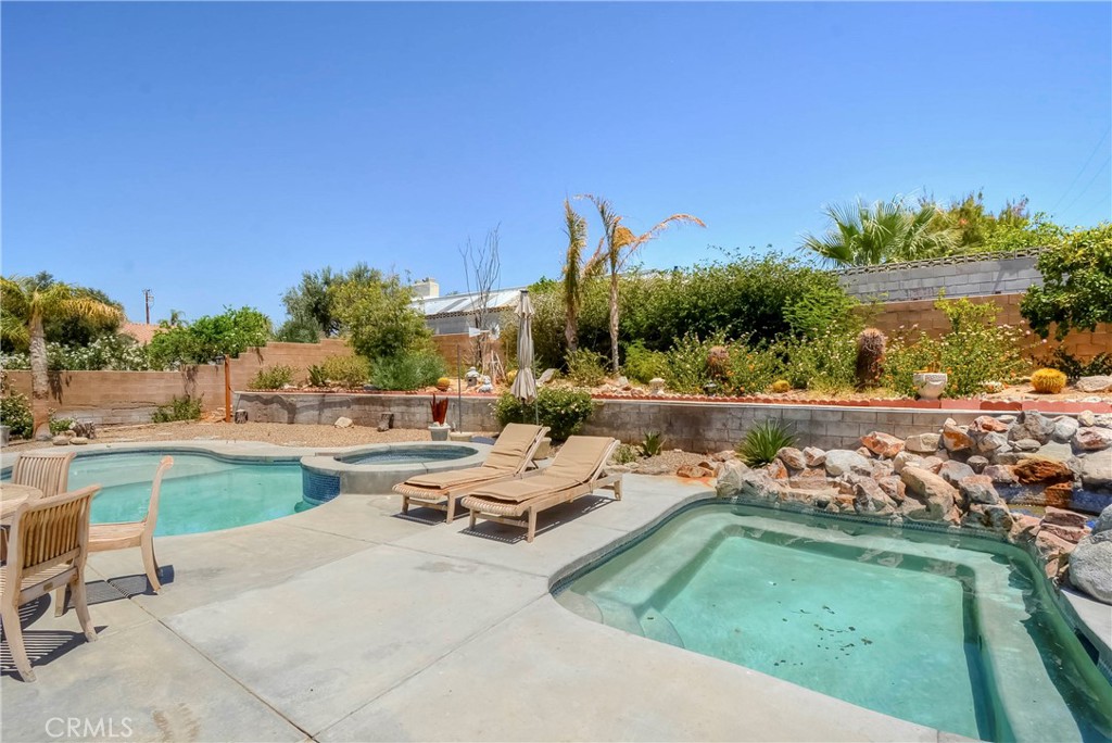 12840 Hidalgo Property Photo 36