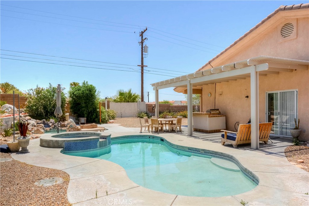 12840 Hidalgo Property Photo 38