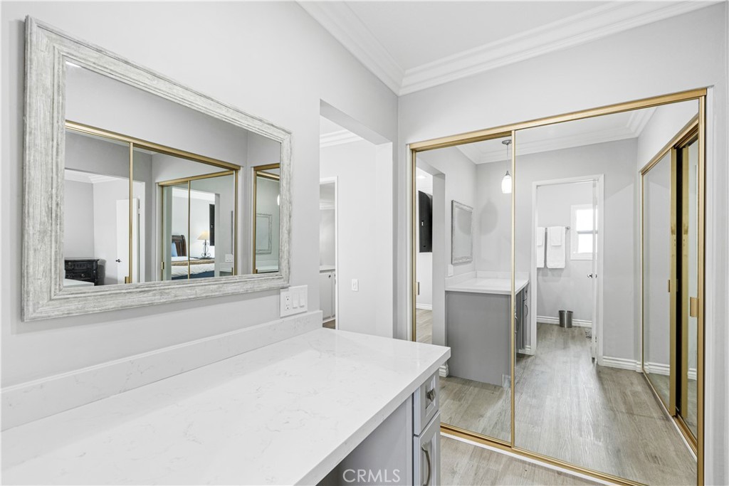 115 N Almansor 37 Property Photo 11