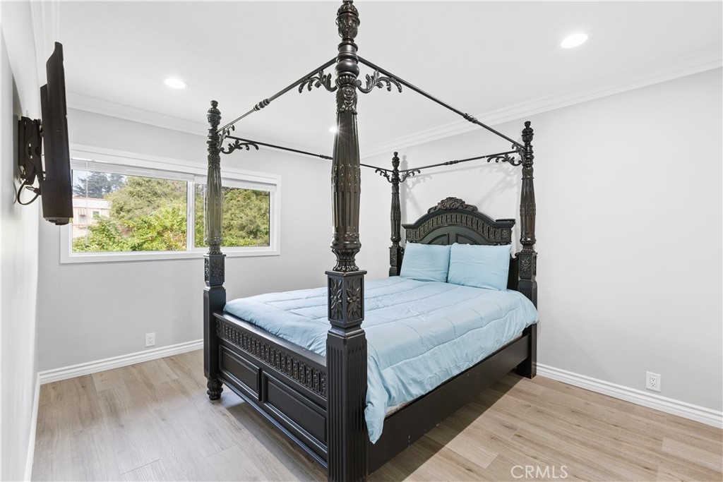 115 N Almansor 37 Property Photo 12