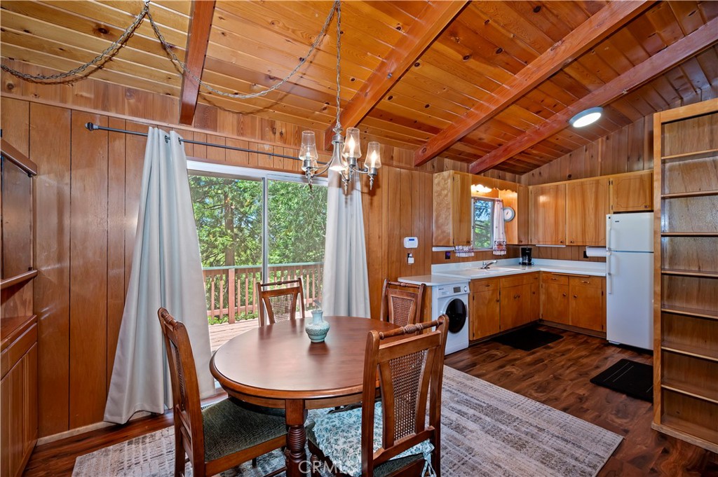 28976 Alder Terrace Property Photo 7