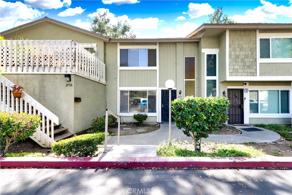2151 E Aroma Dr Property Photo 2