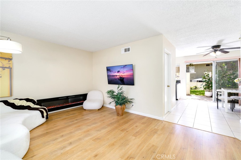 2151 E Aroma Dr Property Photo 5