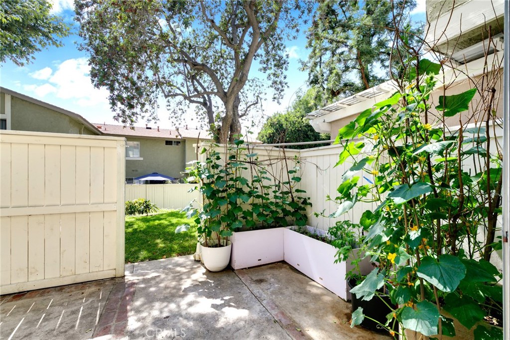 2151 E Aroma Dr Property Photo 21