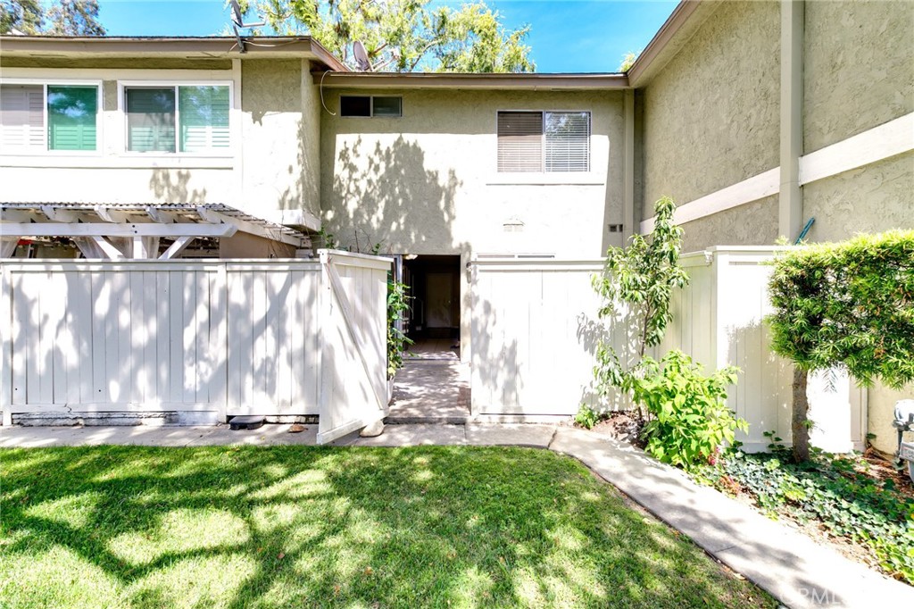 2151 E Aroma Dr Property Photo 22