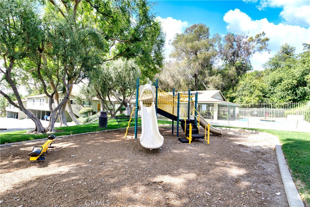 2151 E Aroma Dr Property Photo 27