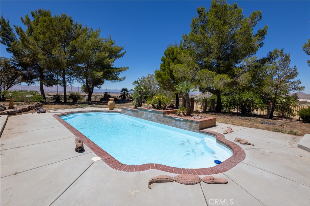 16728 Shirwaun Property Photo 6