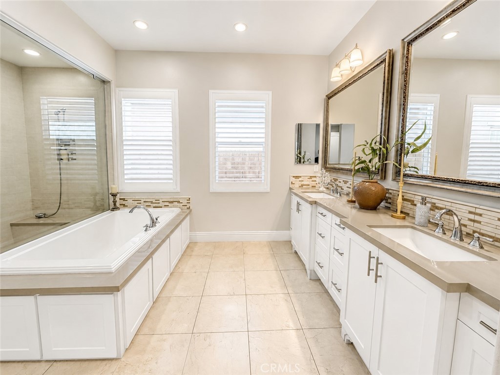 61 Windwalker Property Photo 17