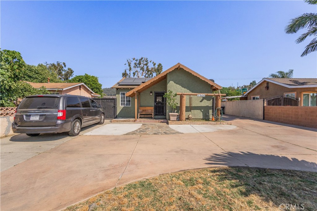 2344 Kaydel Road Property Photo 4