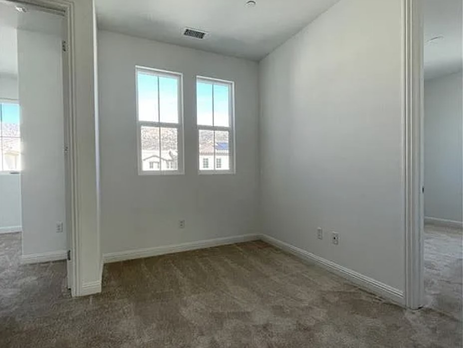 20814 W Bur Oak Property Photo 3
