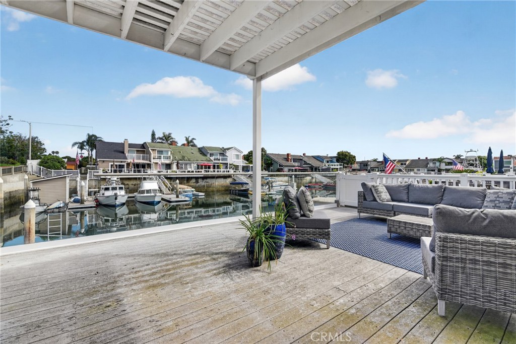 4541 Lyme Bay Property Photo 8