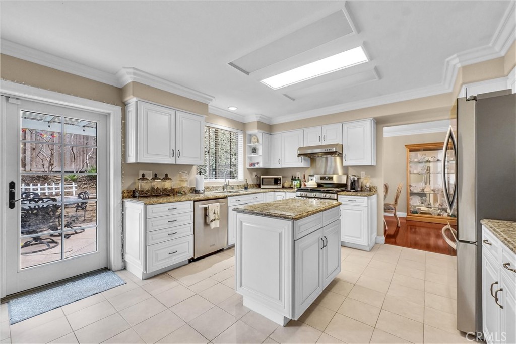 4149 Thatchbury Court Property Photo 10