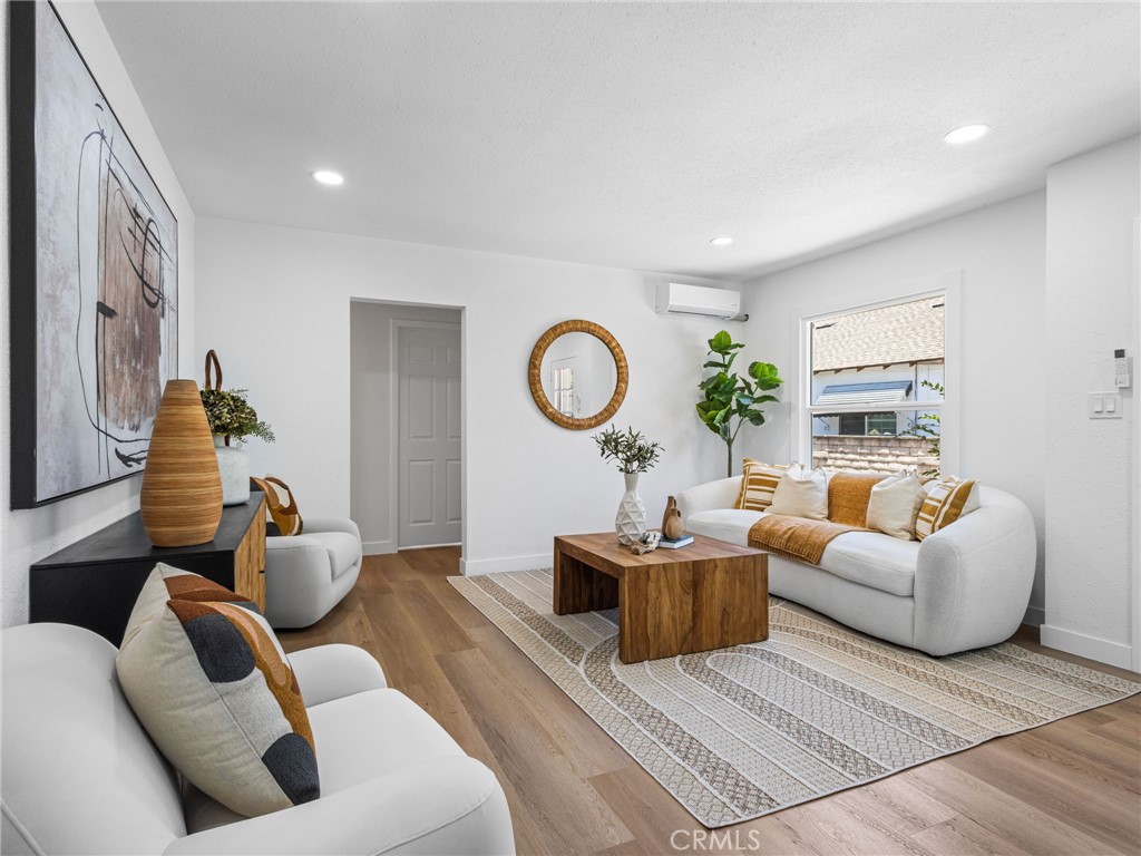 10559 Camarillo Property Photo 3