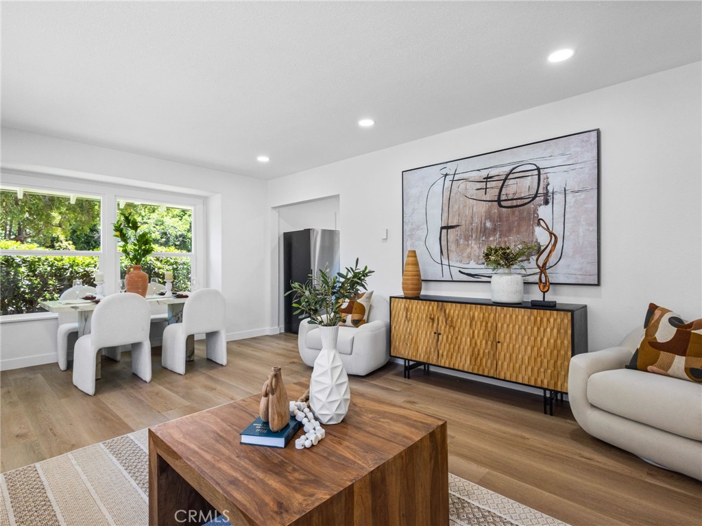 10559 Camarillo Property Photo 4