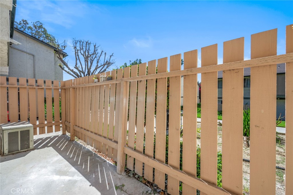 2300 S Hacienda Boulevard D4 Property Photo 12