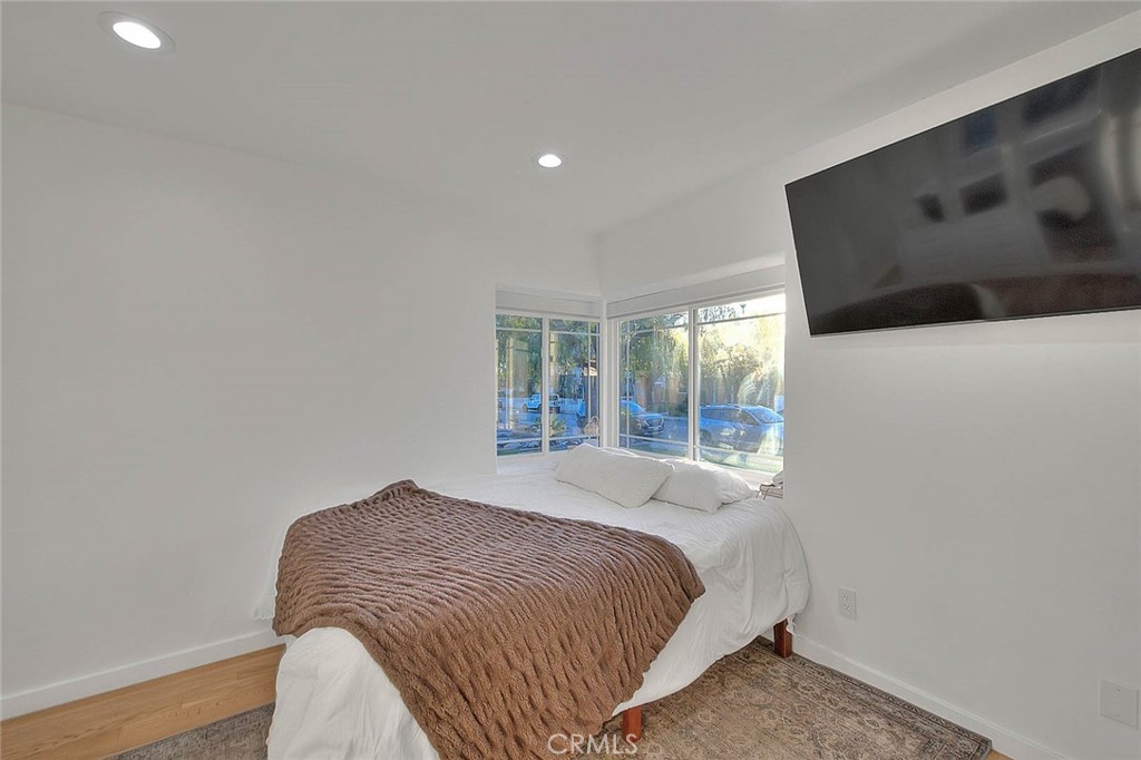1862 Bonnie Brae Property Photo 24