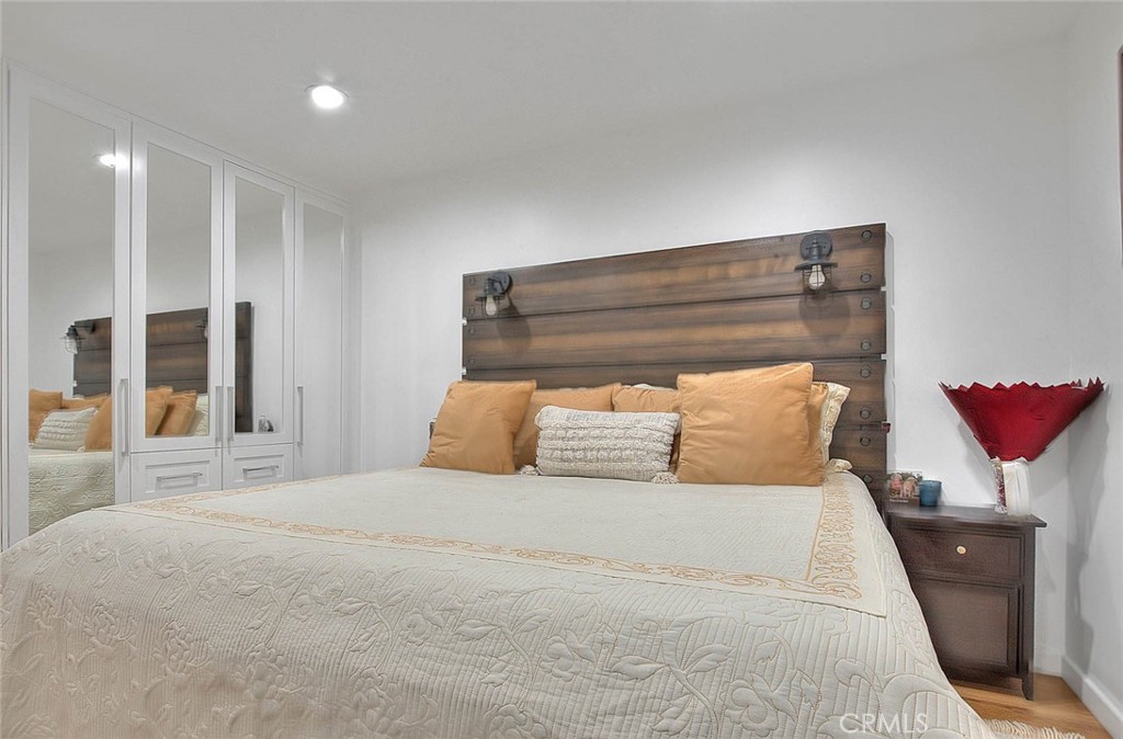 1862 Bonnie Brae Property Photo 28